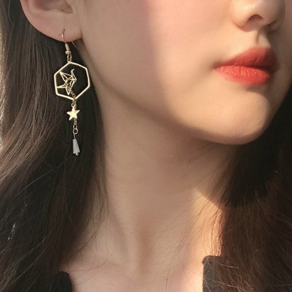 💕Last one Origami crane Dangle Earrings - Picture 3 of 7